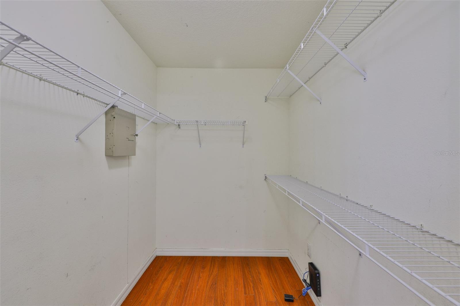 1611 BONDURANT WAY, BRANDON, FL, 33511