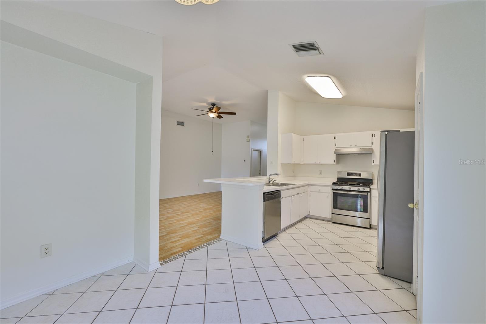 1611 BONDURANT WAY, BRANDON, FL, 33511