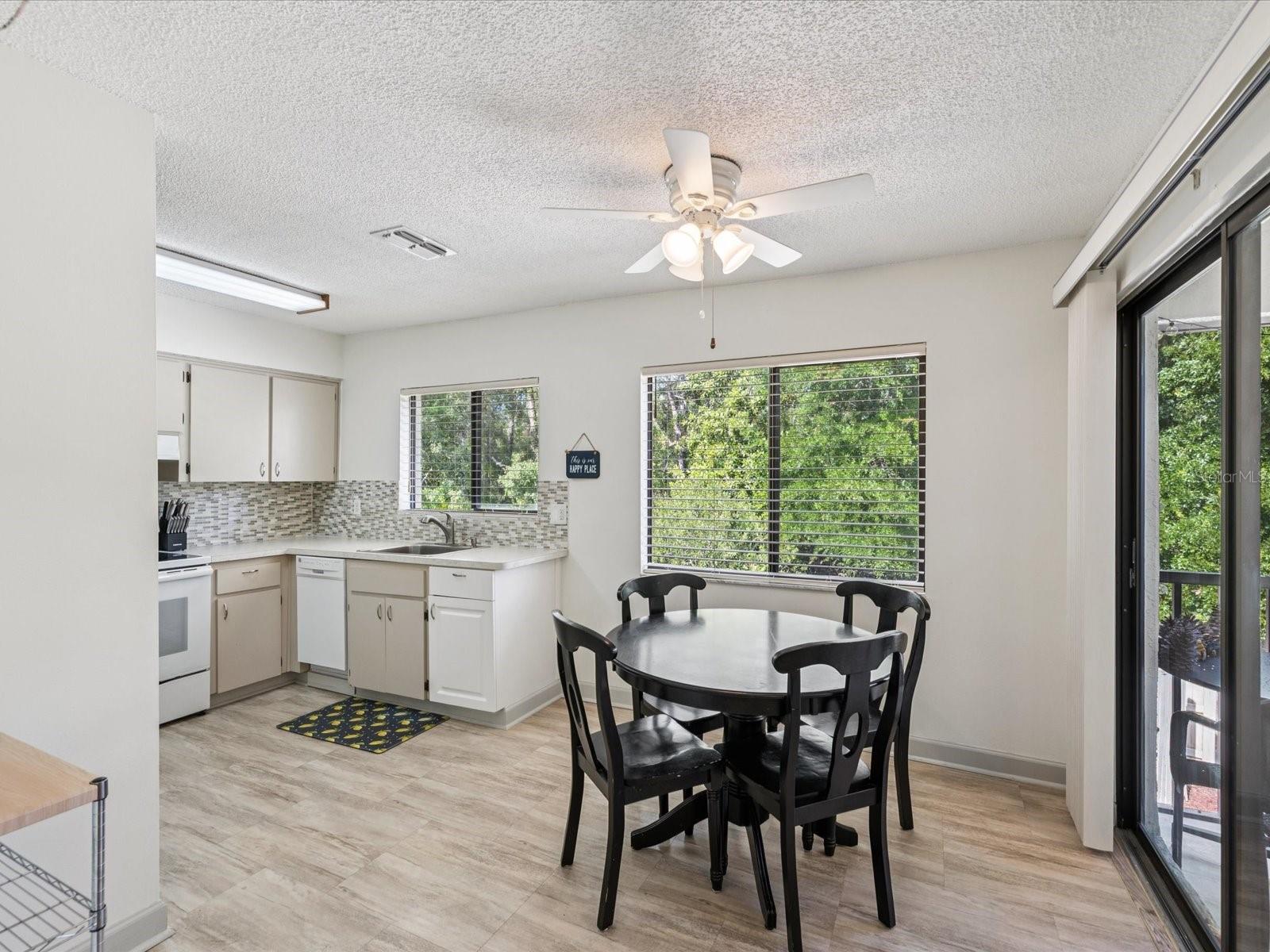 8065 PICKETTS CT #C, WEEKI WACHEE, FL, 34613