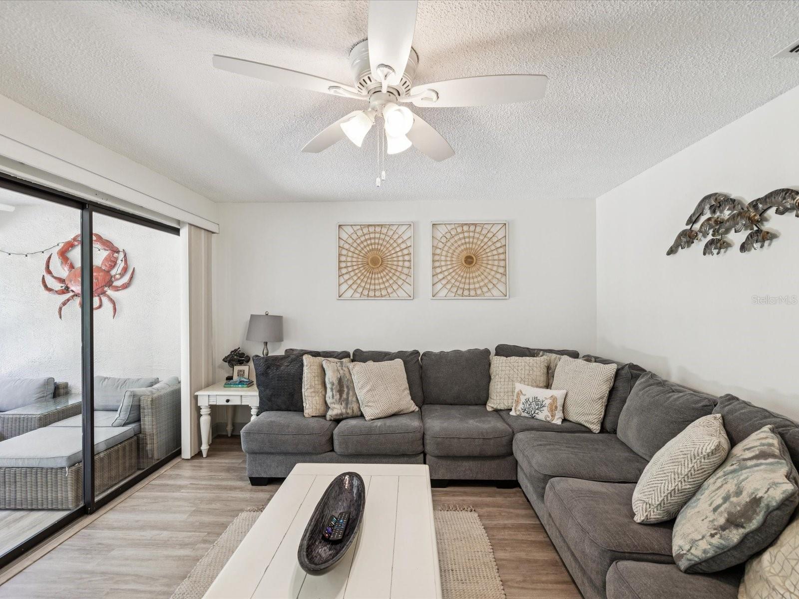 8065 PICKETTS CT #C, WEEKI WACHEE, FL, 34613