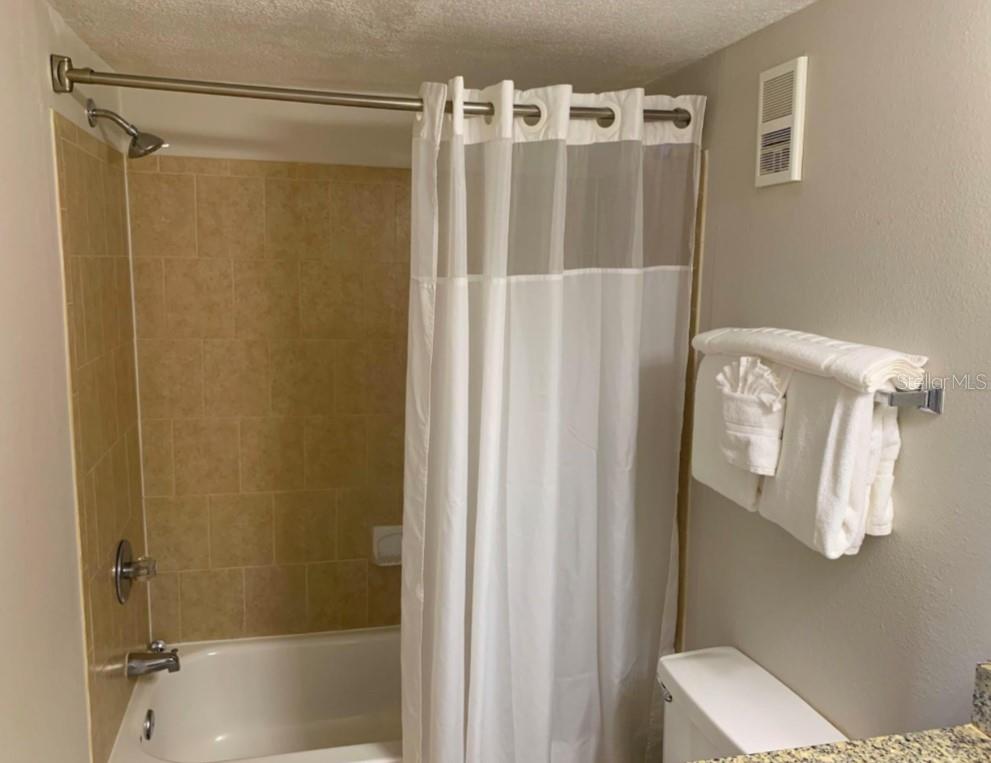 O6325290 Property Photo