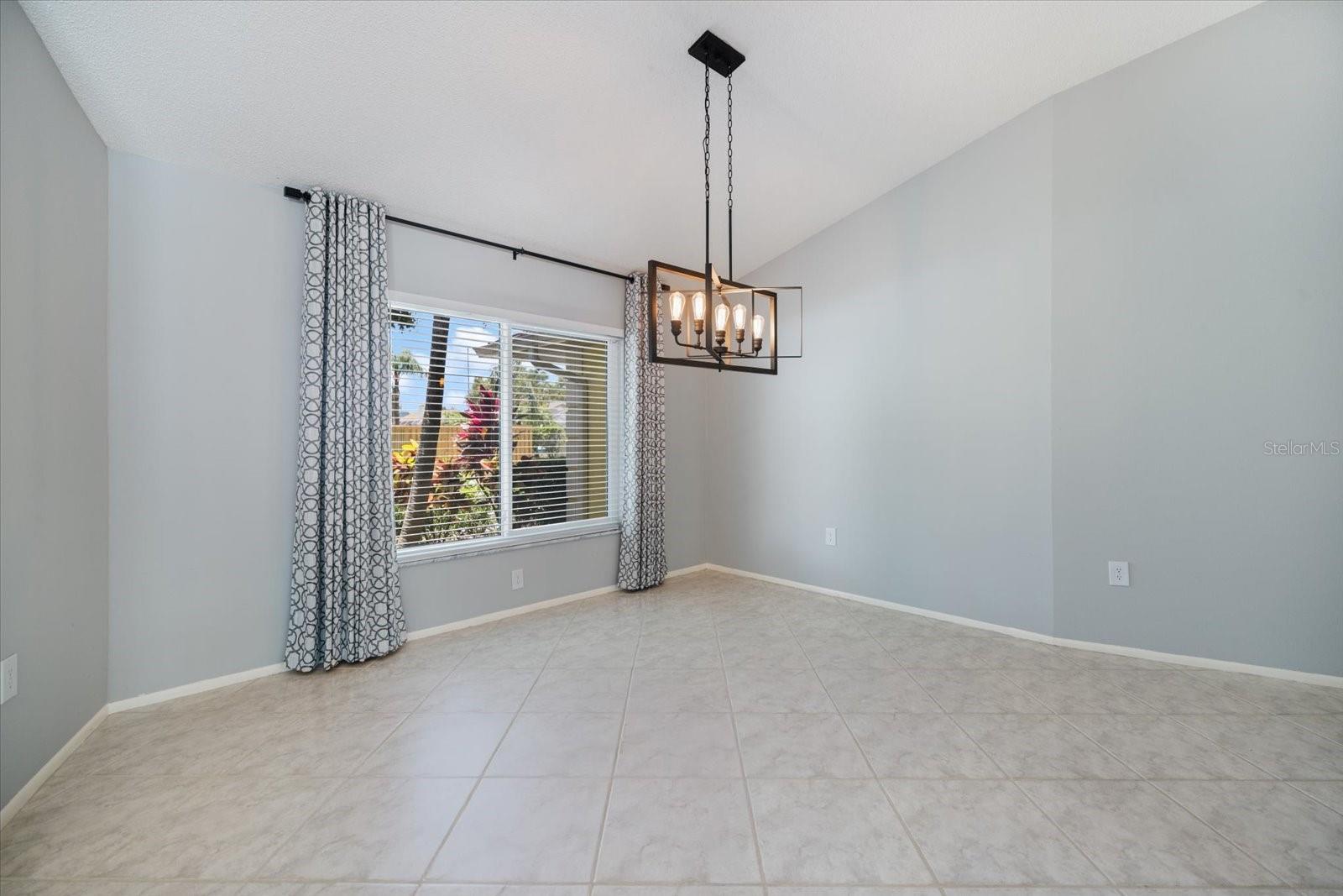 A4658292 Property Photo