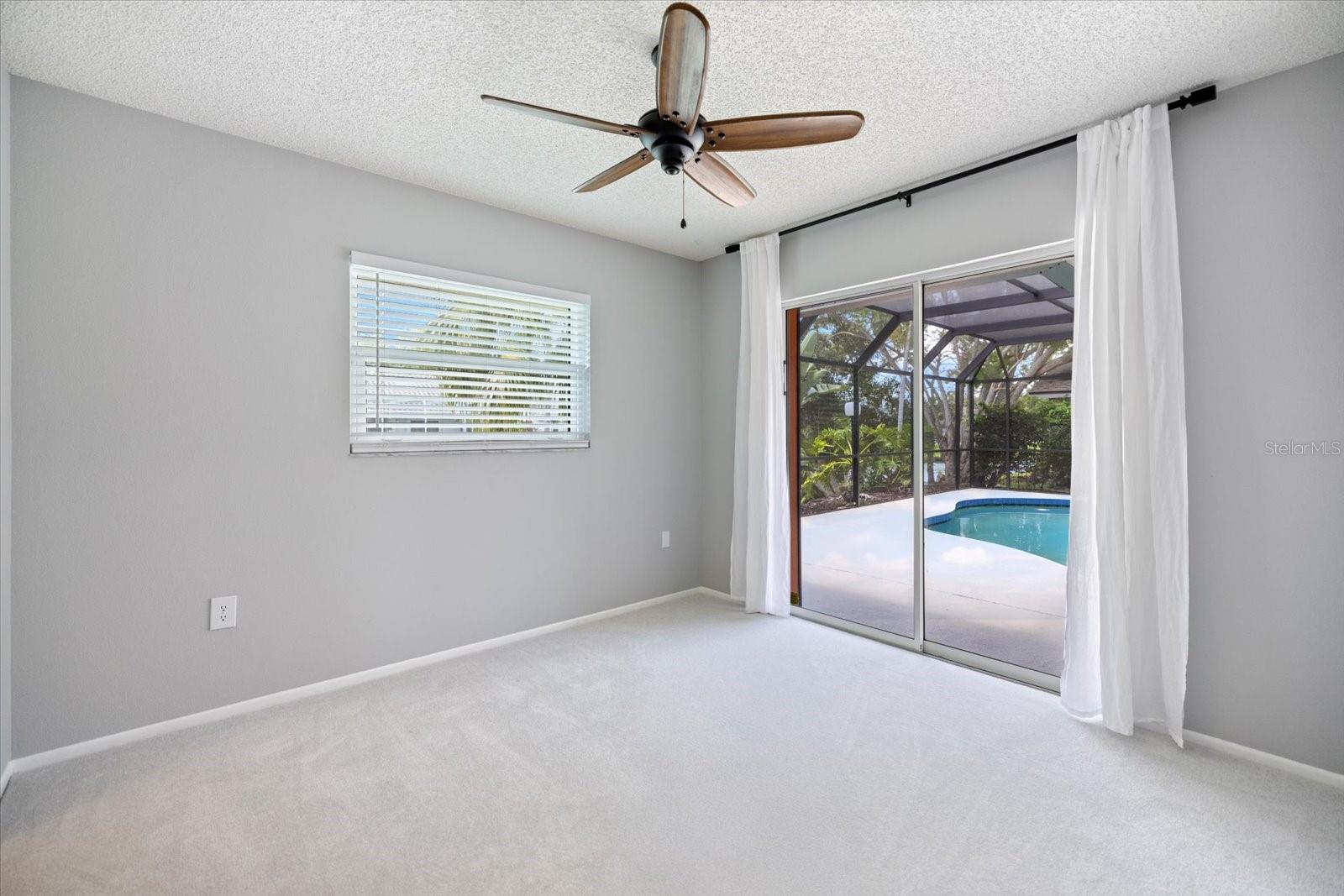 A4658292 Property Photo