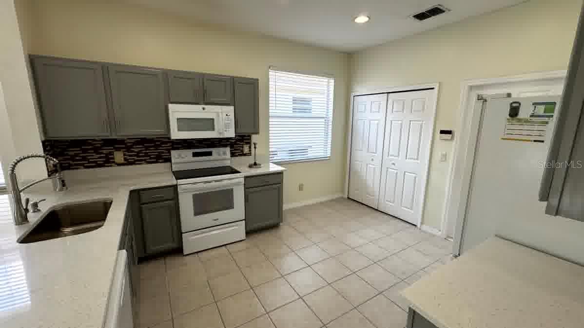 139 CHAUCER AVE, DAVENPORT, FL, 33896