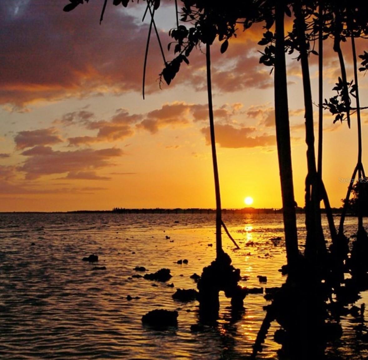 326 MANN AVE SE, PORT CHARLOTTE, FL, 33952