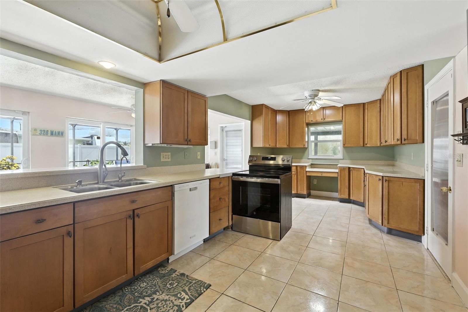 326 MANN AVE SE, PORT CHARLOTTE, FL, 33952