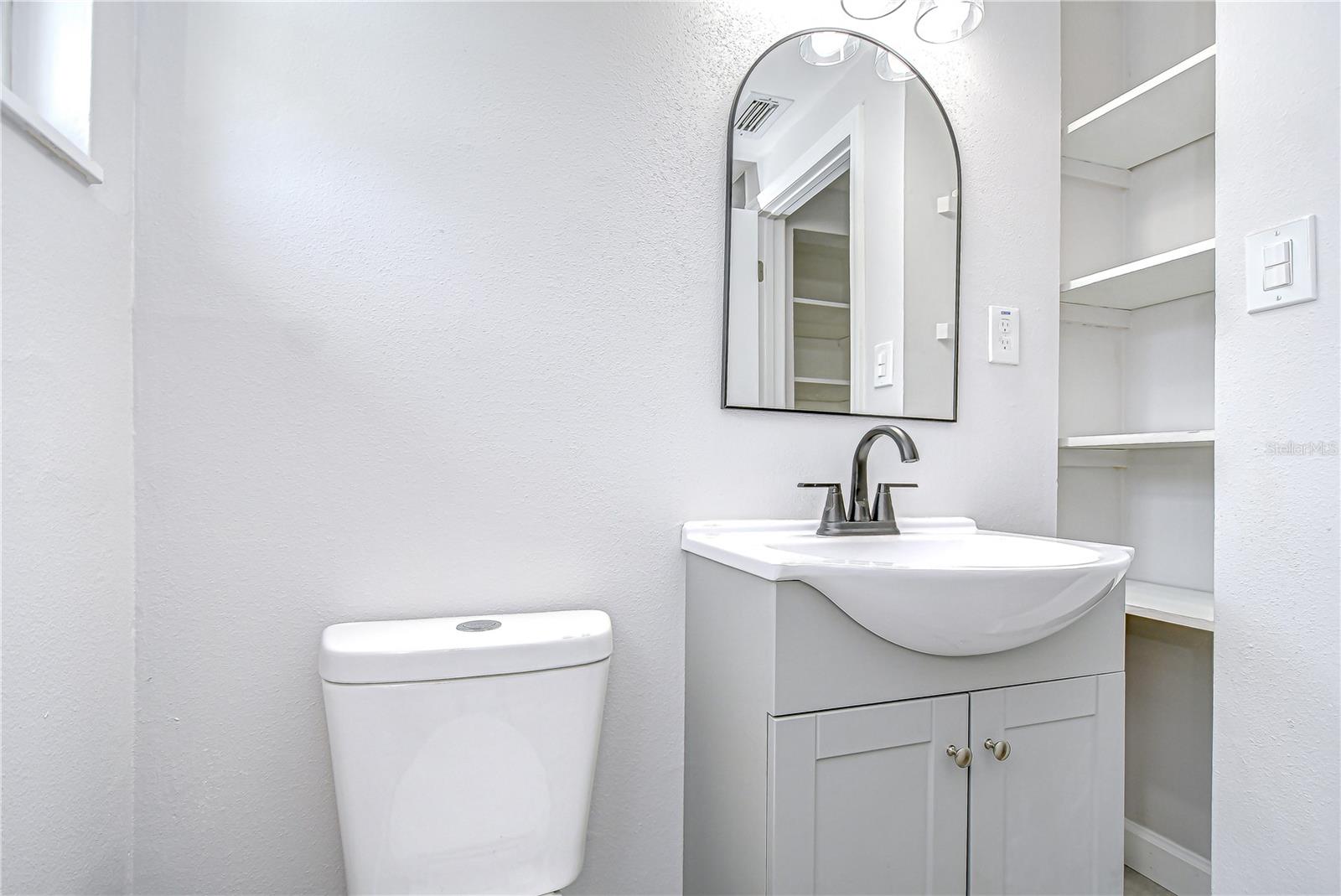 7211 E CAYUGA ST, TAMPA, FL, 33610