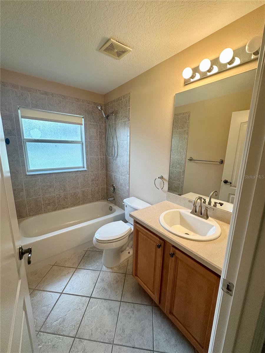 1676 VICK RD, APOPKA, FL, 32712