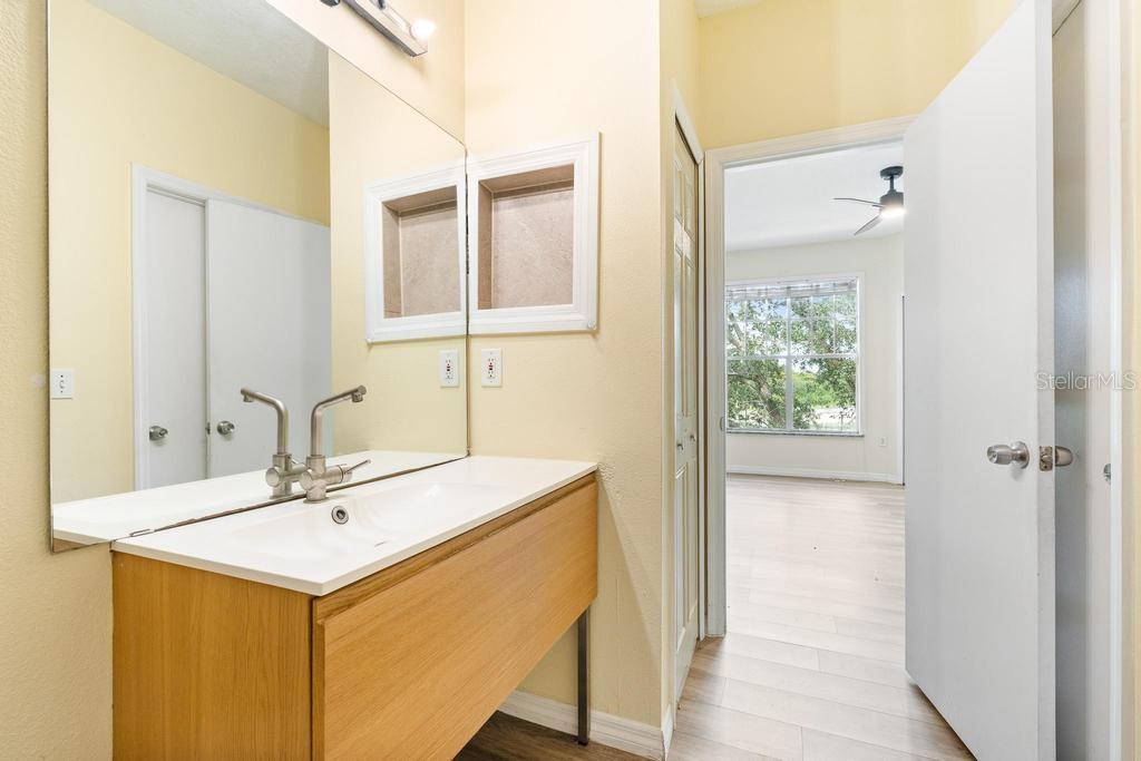 5518 METROWEST BLVD #11-302, ORLANDO, FL, 32811