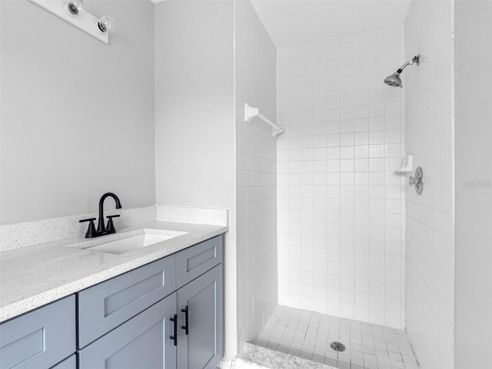 8841 KEY WEST CIR, TAMPA, FL, 33626