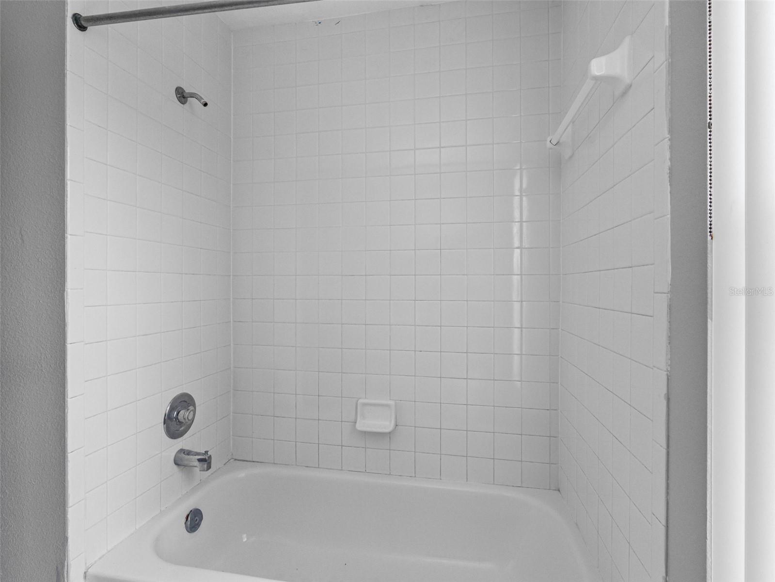 8841 KEY WEST CIR, TAMPA, FL, 33626