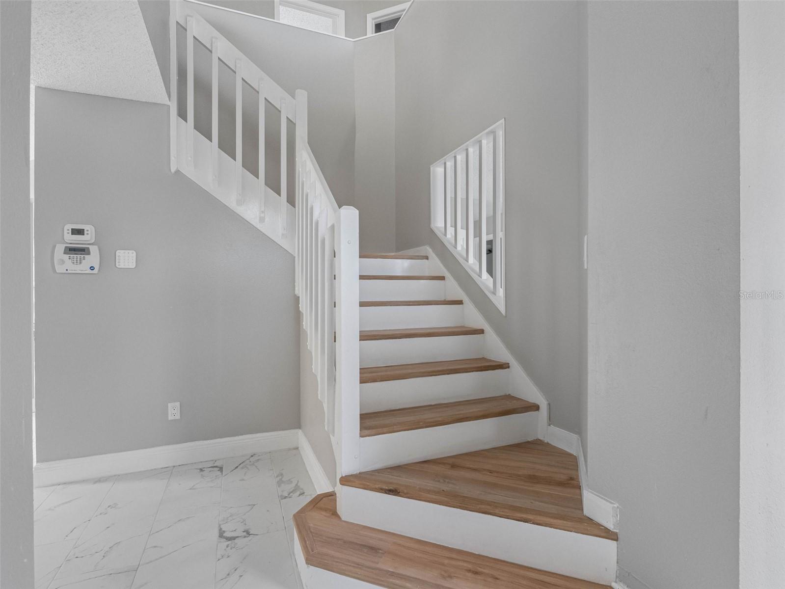 8841 KEY WEST CIR, TAMPA, FL, 33626