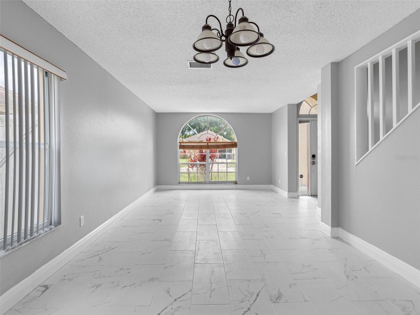 8841 KEY WEST CIR, TAMPA, FL, 33626