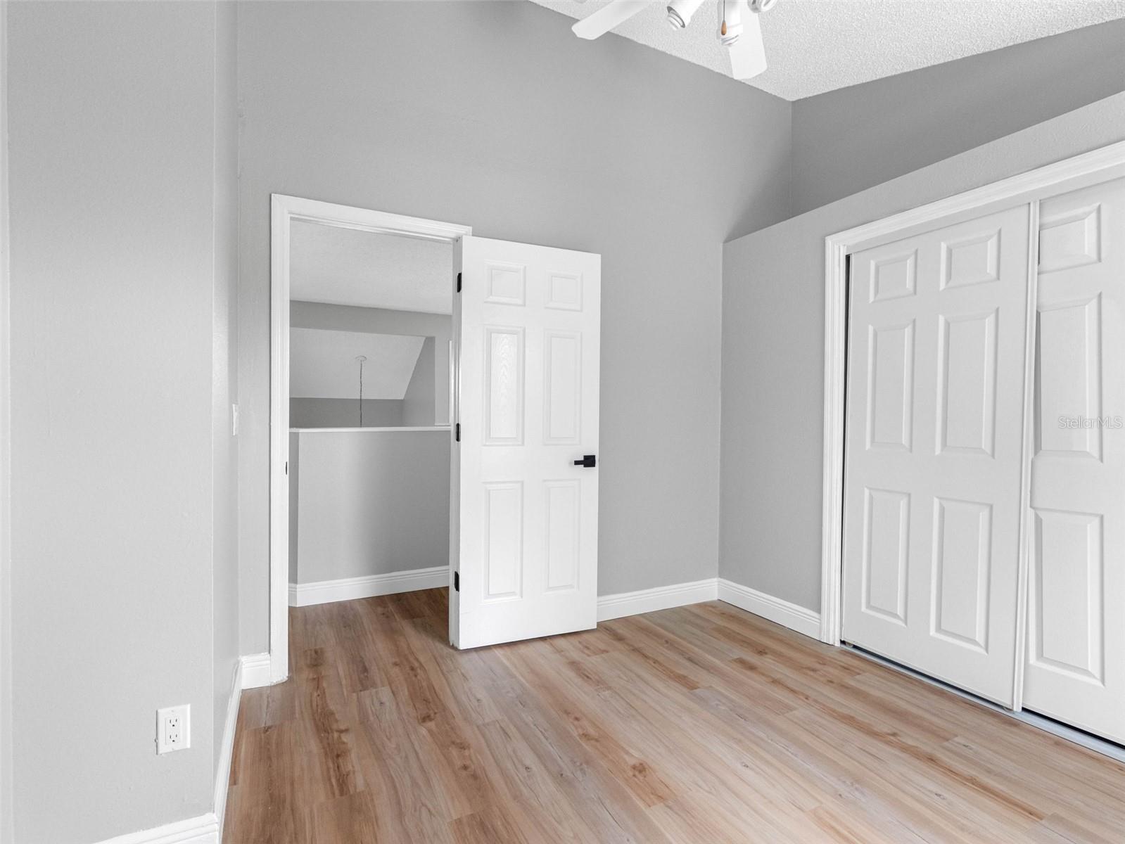 8841 KEY WEST CIR, TAMPA, FL, 33626