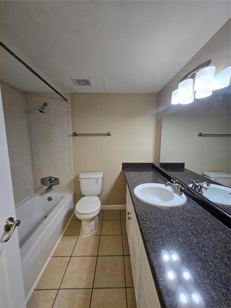 507 NW 39TH RD #106, GAINESVILLE, FL, 32607