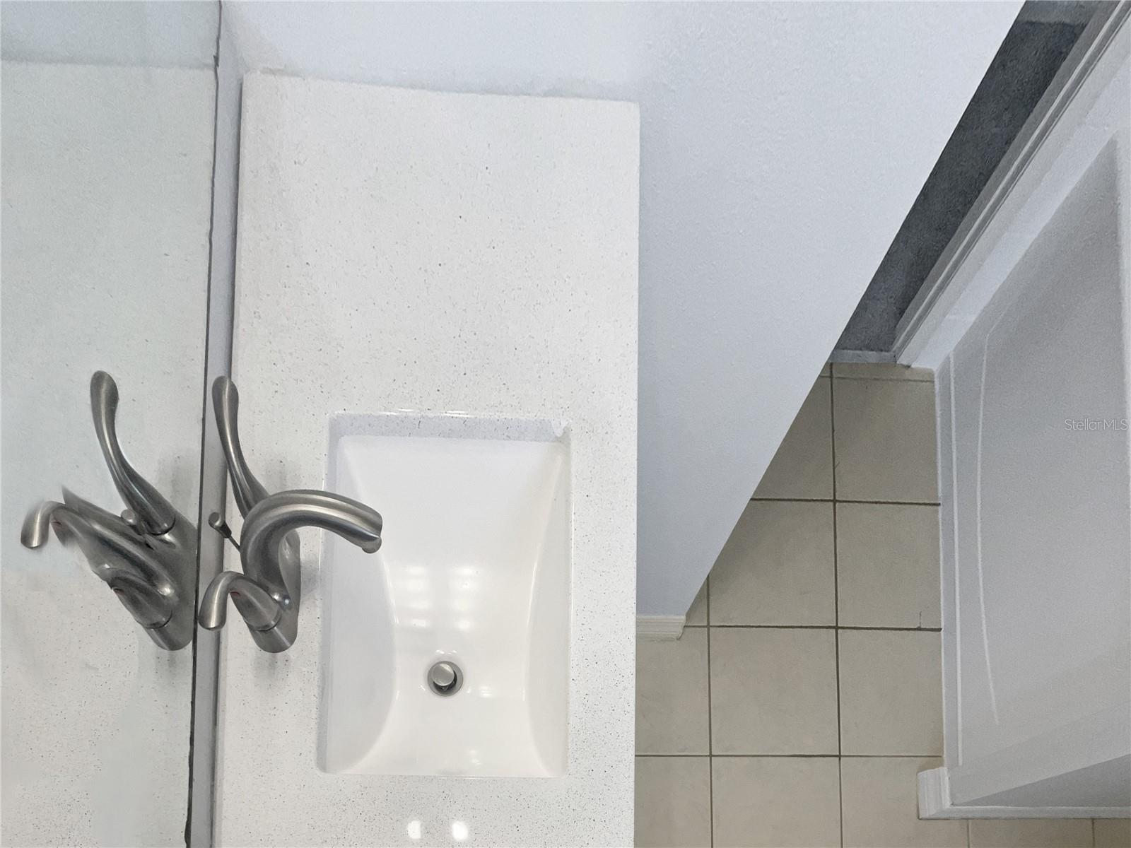 1603 CARSON WHITE LN, RUSKIN, FL, 33570