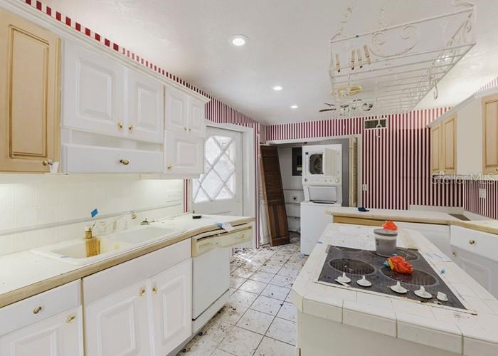 38636 BERCHFIELD RD, LADY LAKE, FL, 32159