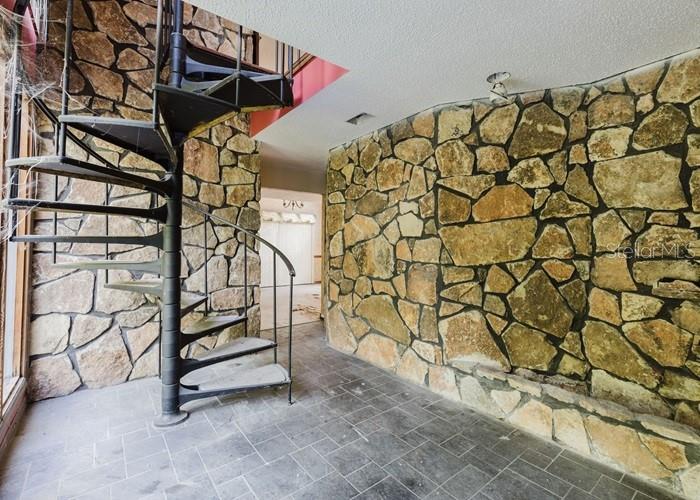 38636 BERCHFIELD RD, LADY LAKE, FL, 32159