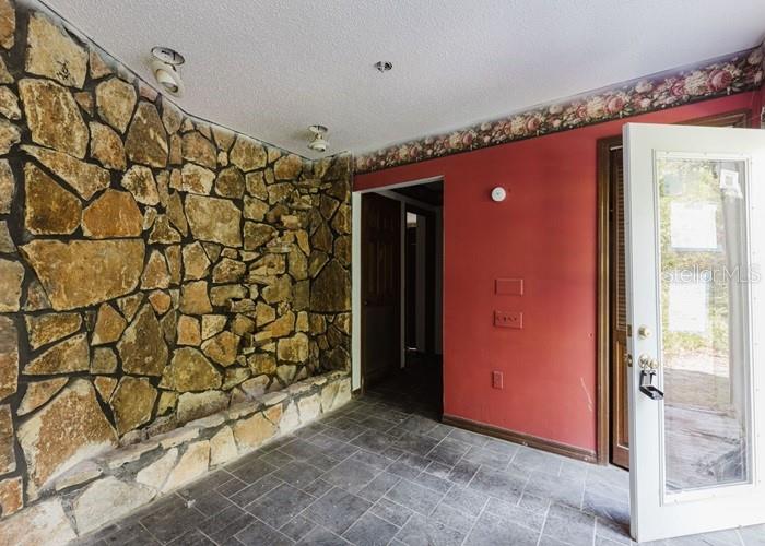 38636 BERCHFIELD RD, LADY LAKE, FL, 32159