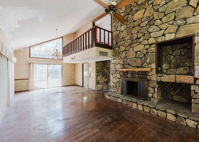 38636 BERCHFIELD RD, LADY LAKE, FL, 32159