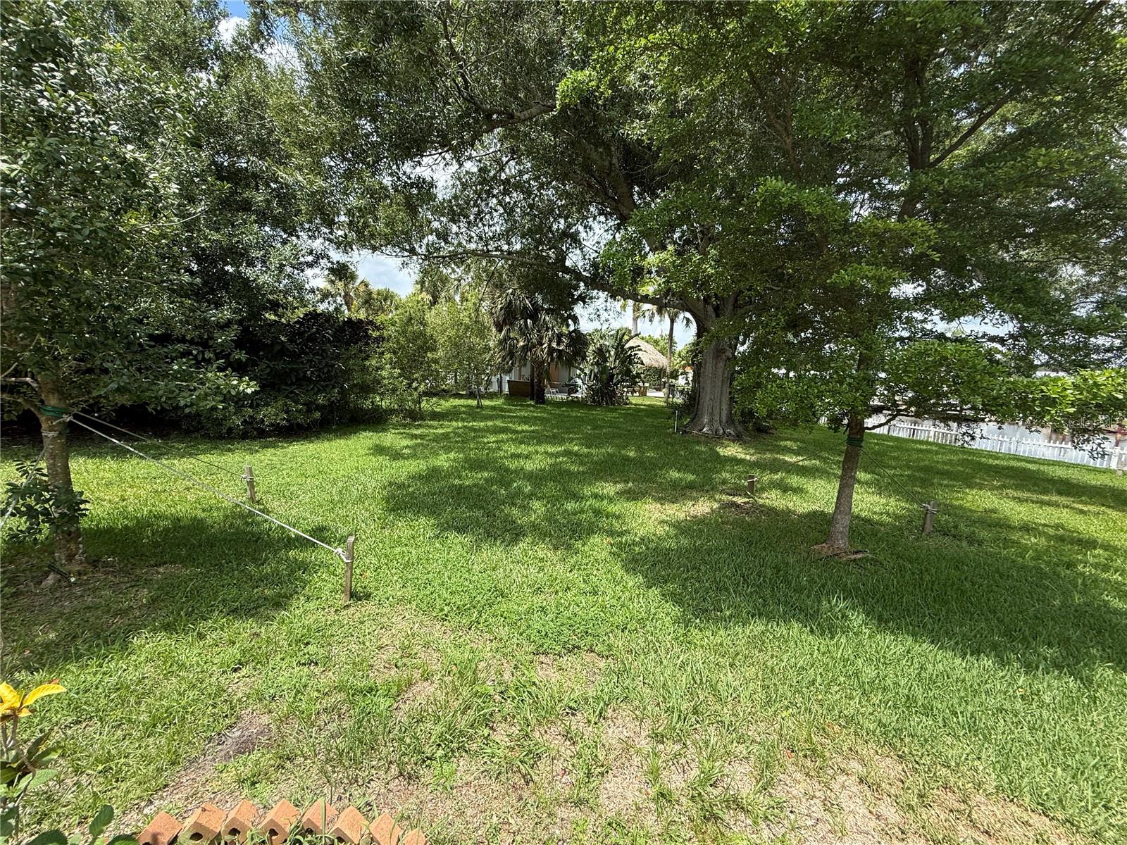 8516 RIVERSIDE DR, PUNTA GORDA, FL, 33982