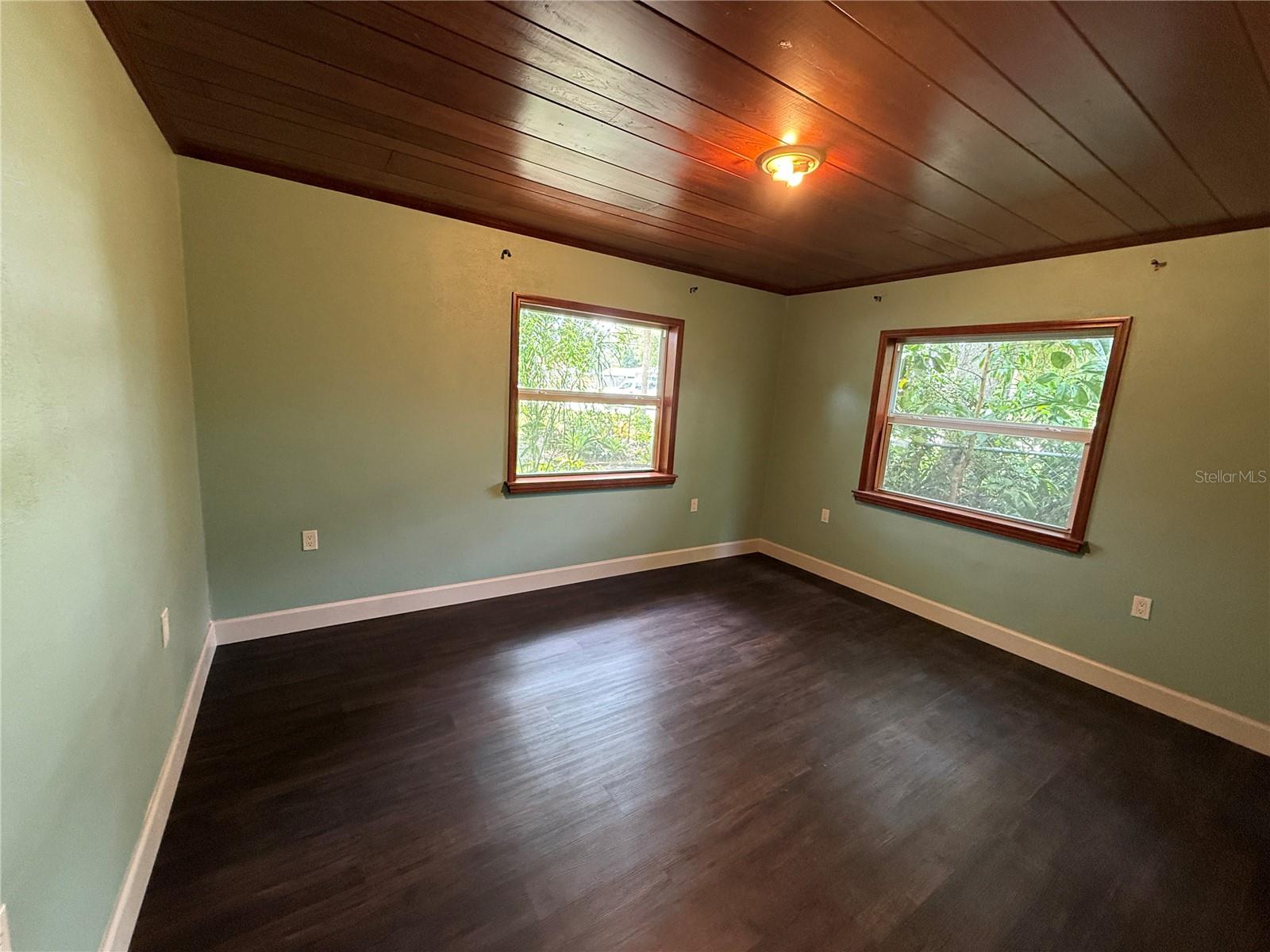 8516 RIVERSIDE DR, PUNTA GORDA, FL, 33982