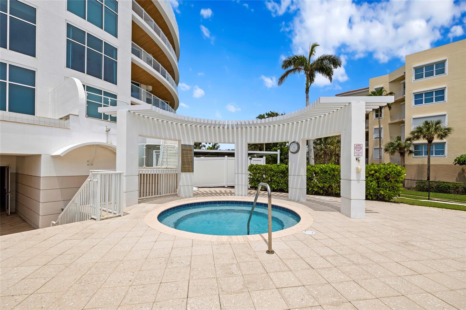 A4658325 Property Photo