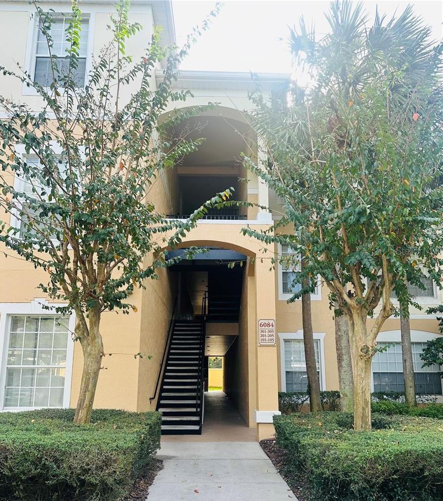 6084 STEVENSON DR #202, ORLANDO, FL, 32835