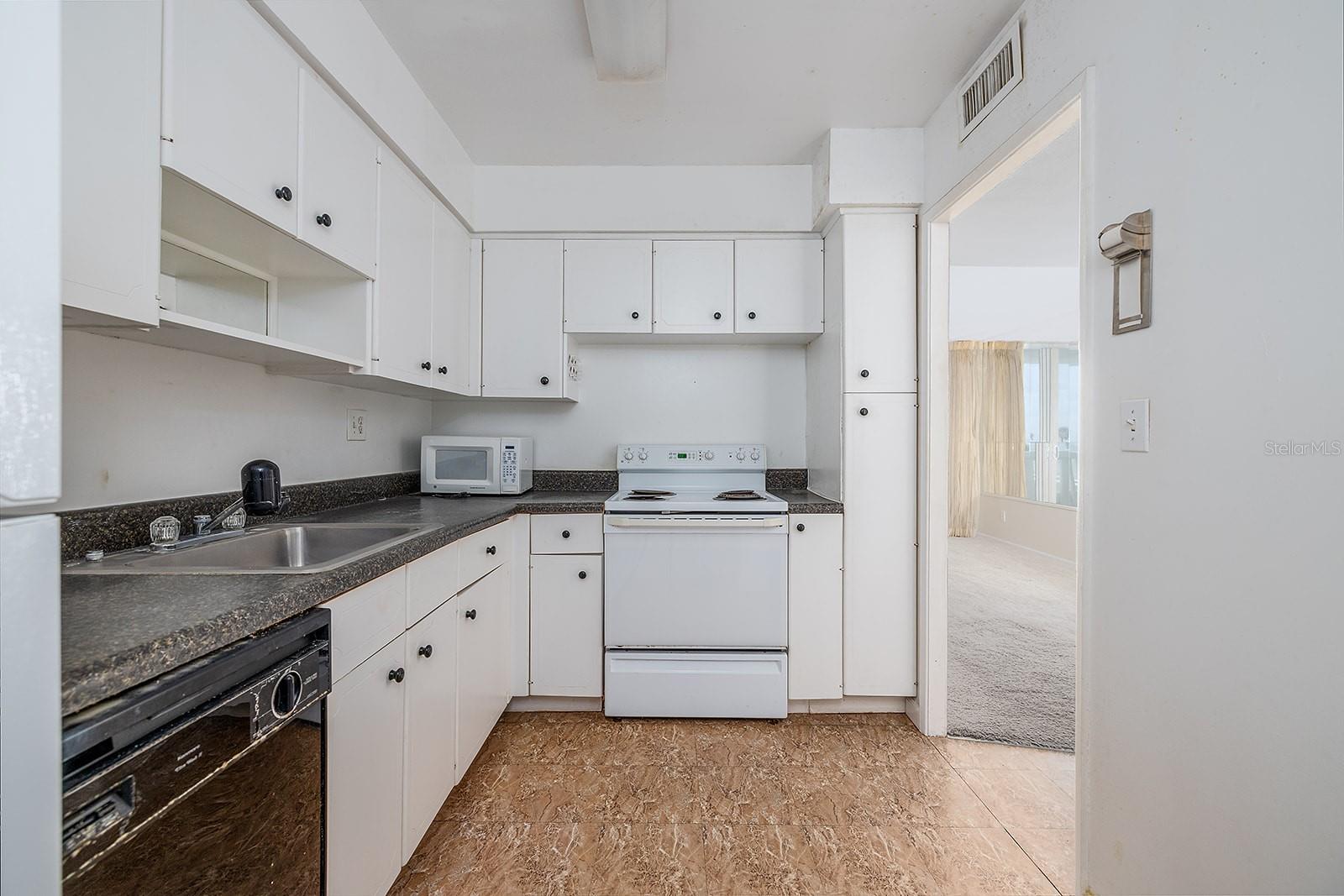 2800 N ATLANTIC AVE #210, DAYTONA BEACH, FL, 32118