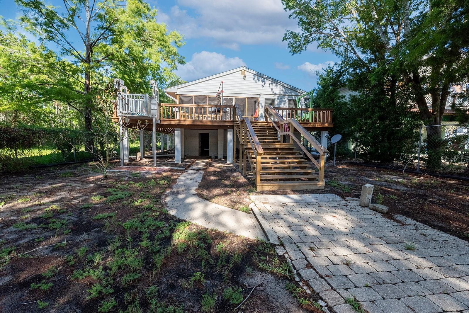 145 SE 904 AVE, SUWANNEE, FL, 32692