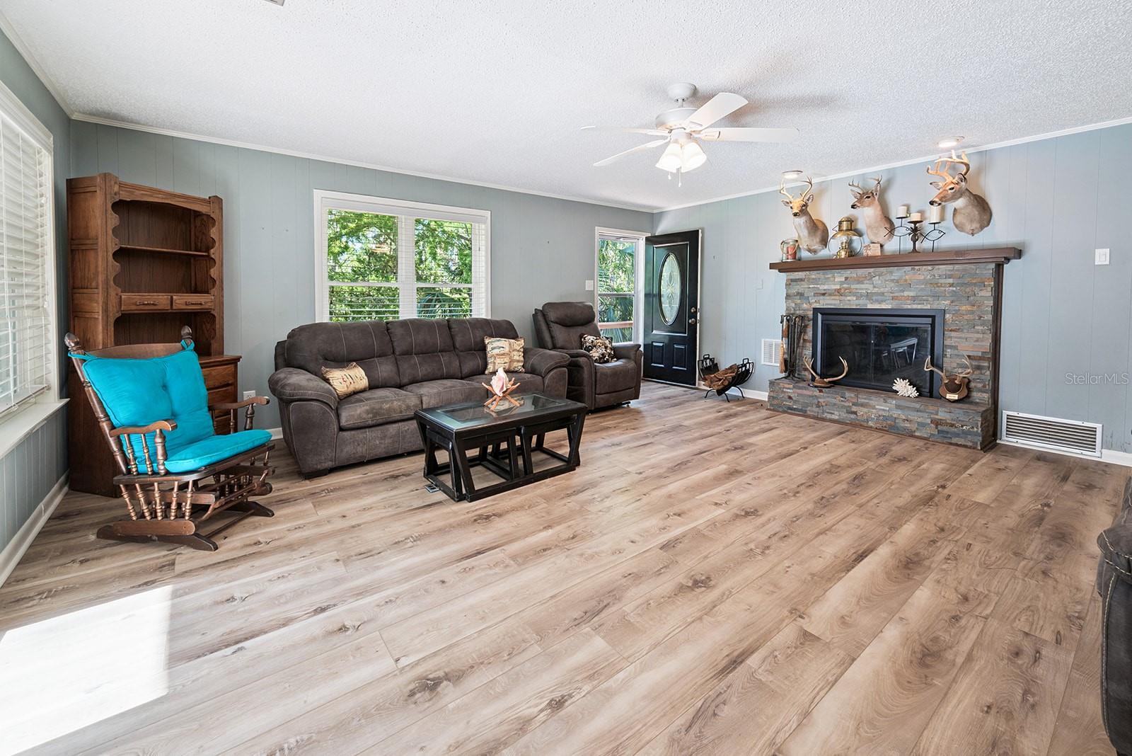 145 SE 904 AVE, SUWANNEE, FL, 32692