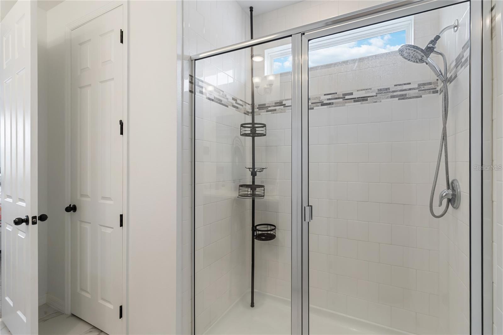 8573 LAMPPOST LN, ORLANDO, FL, 32832