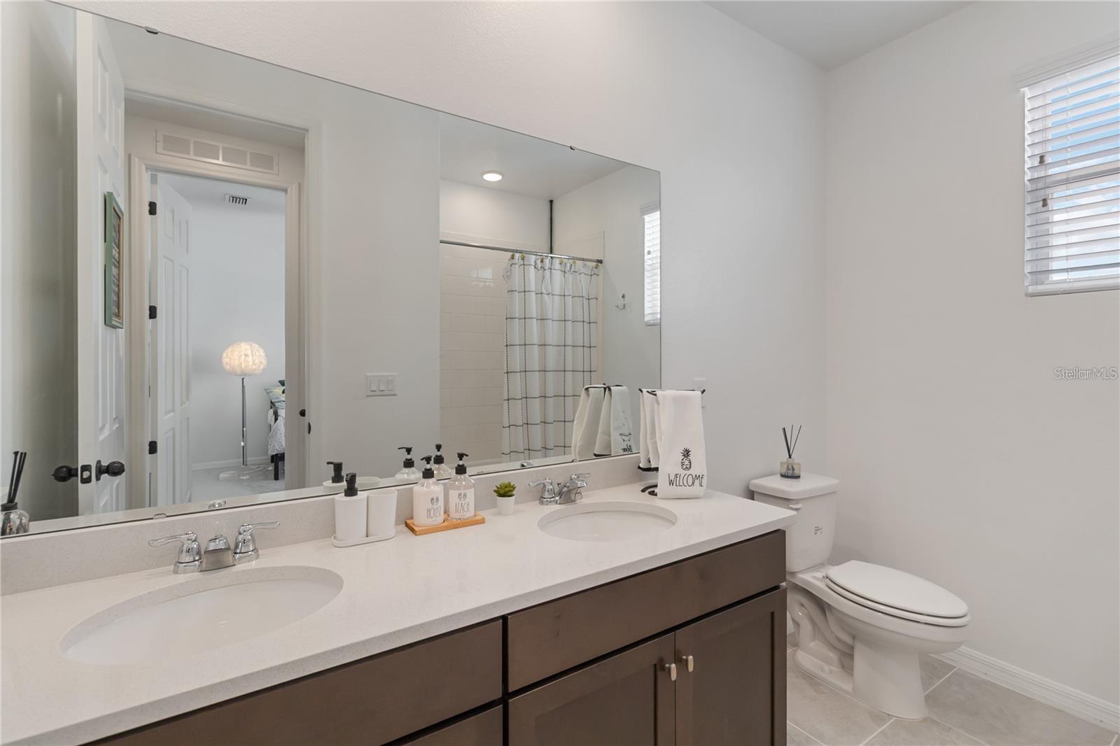 8573 LAMPPOST LN, ORLANDO, FL, 32832