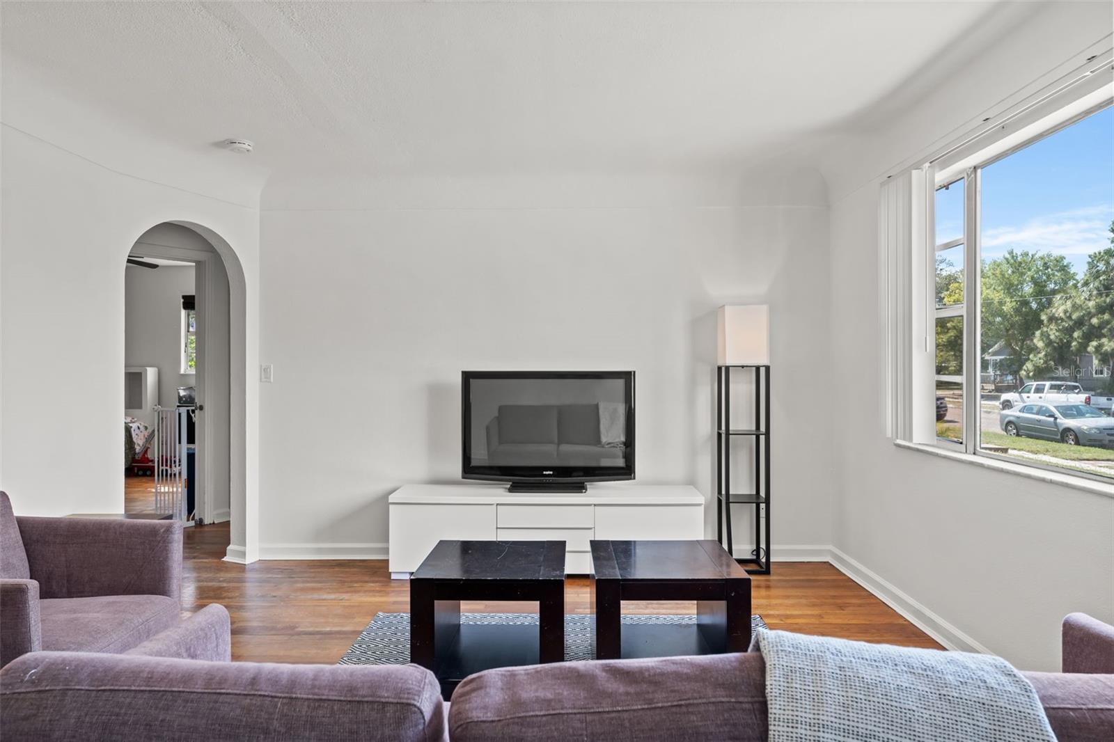 4400 2ND AVE S, ST PETERSBURG, FL, 33711