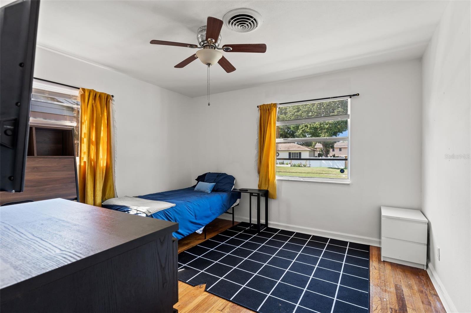 4400 2ND AVE S, ST PETERSBURG, FL, 33711