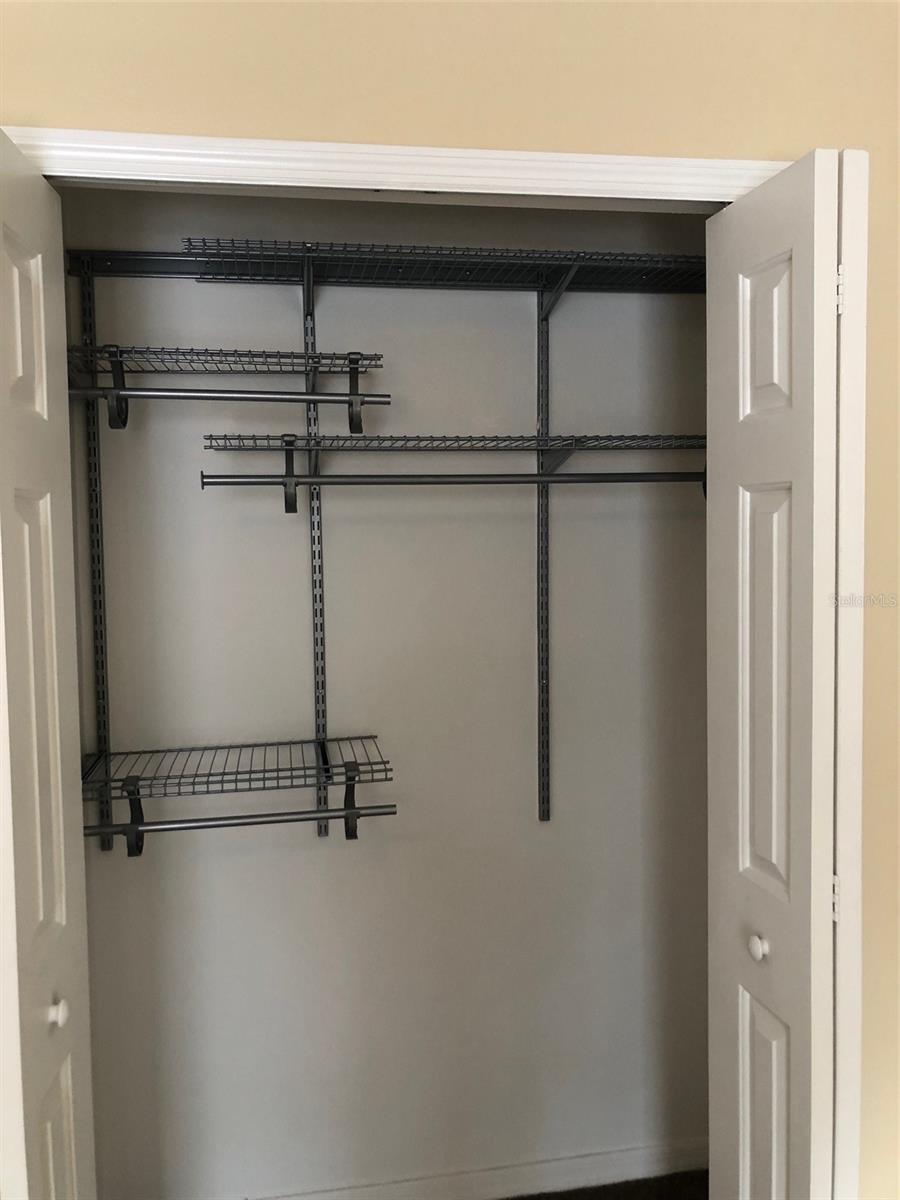 8013 SUTTON TERRACE LN, TAMPA, FL, 33615