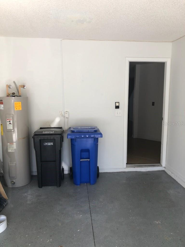 8013 SUTTON TERRACE LN, TAMPA, FL, 33615