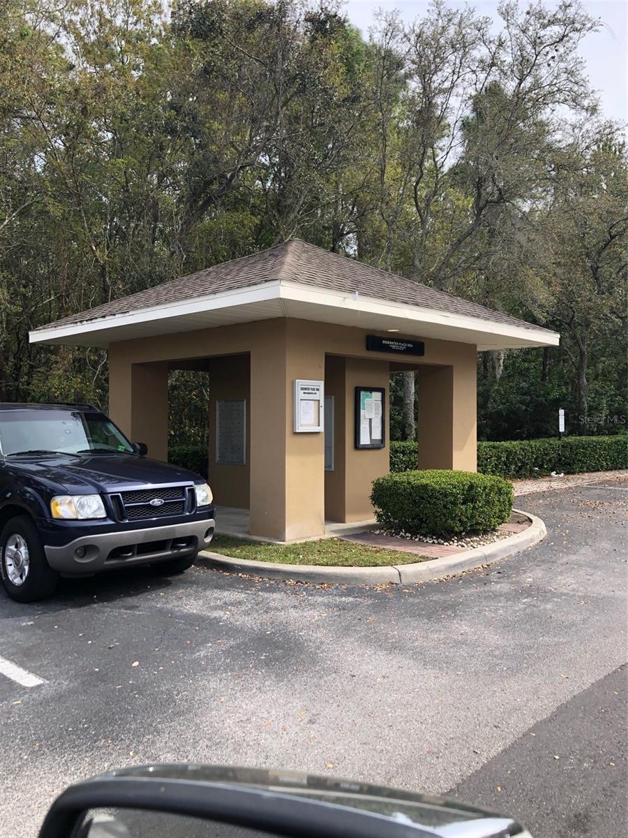 8013 SUTTON TERRACE LN, TAMPA, FL, 33615