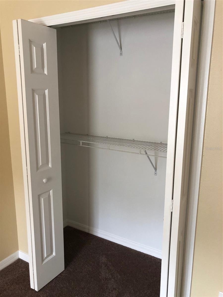 8013 SUTTON TERRACE LN, TAMPA, FL, 33615