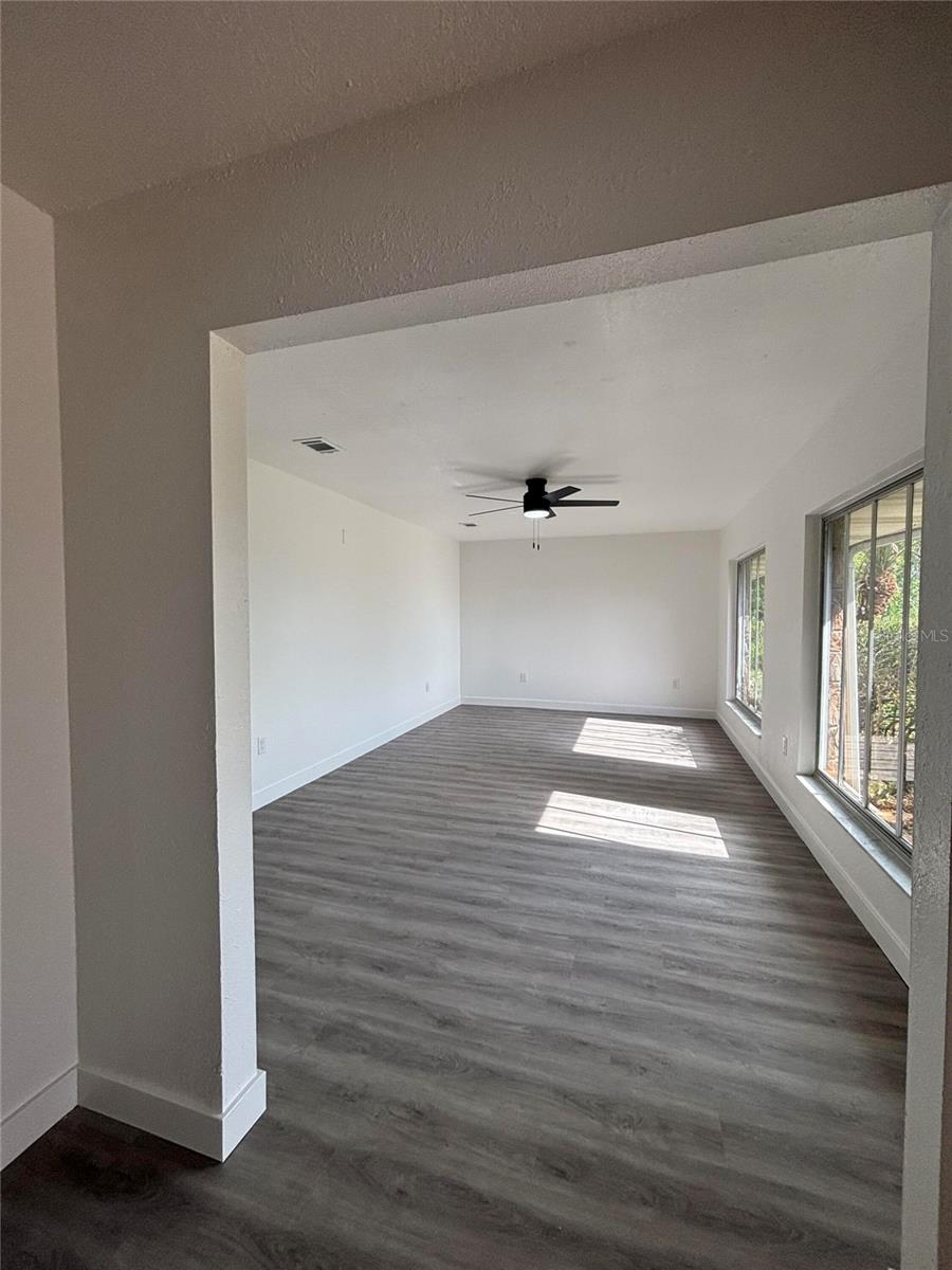 7671 RED GRANGE BLVD, INDIAN LAKE ESTATES, FL, 33855