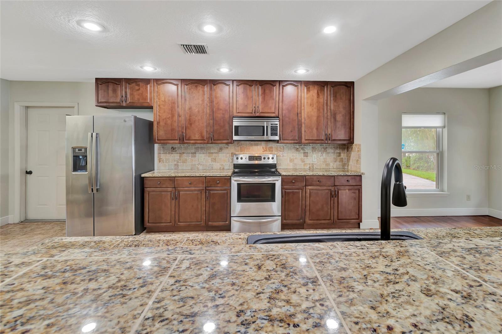 205 S WOODLAND ST, WINTER GARDEN, FL, 34787