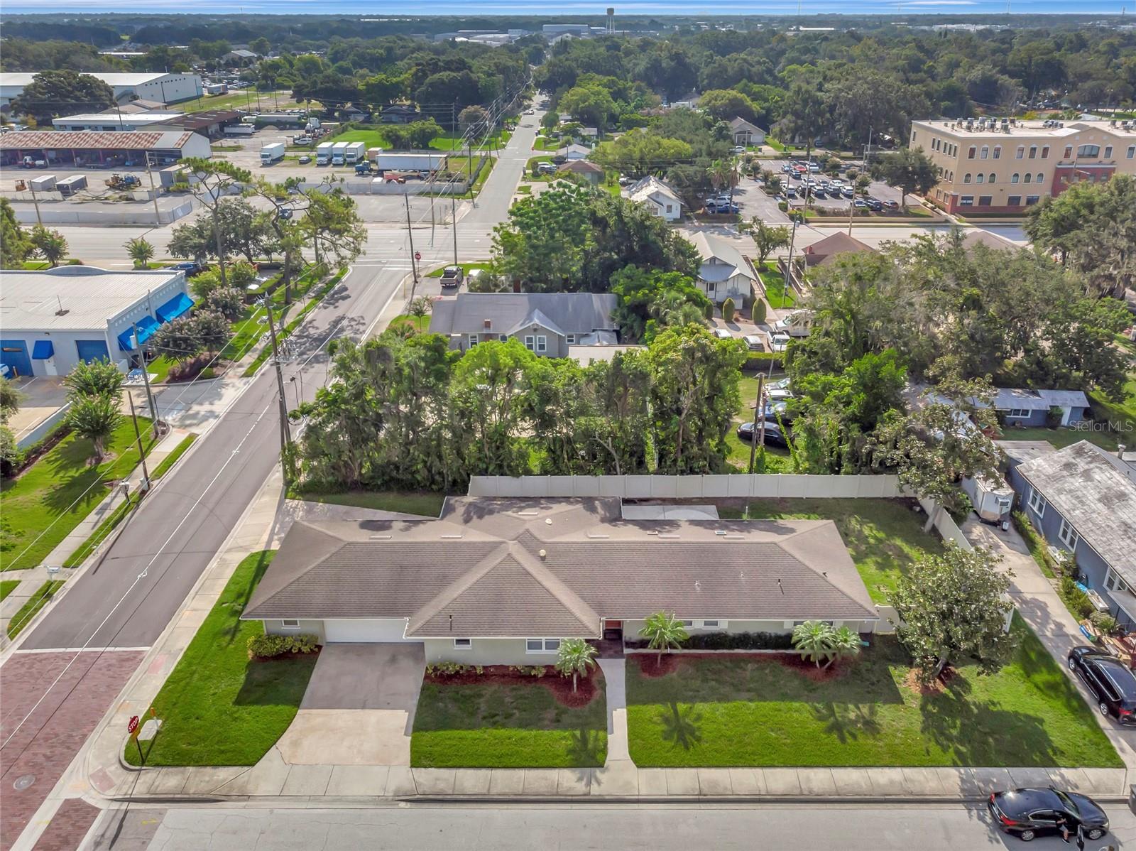 205 S WOODLAND ST, WINTER GARDEN, FL, 34787