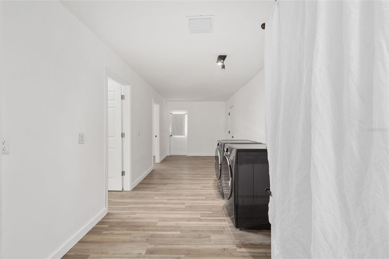 5498 NE 4TH AVE, OCALA, FL, 34479