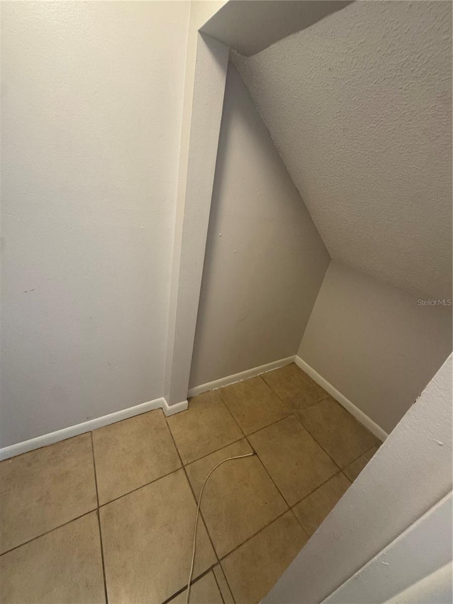 1409 ALPINE RD #3, CLEARWATER, FL, 33755