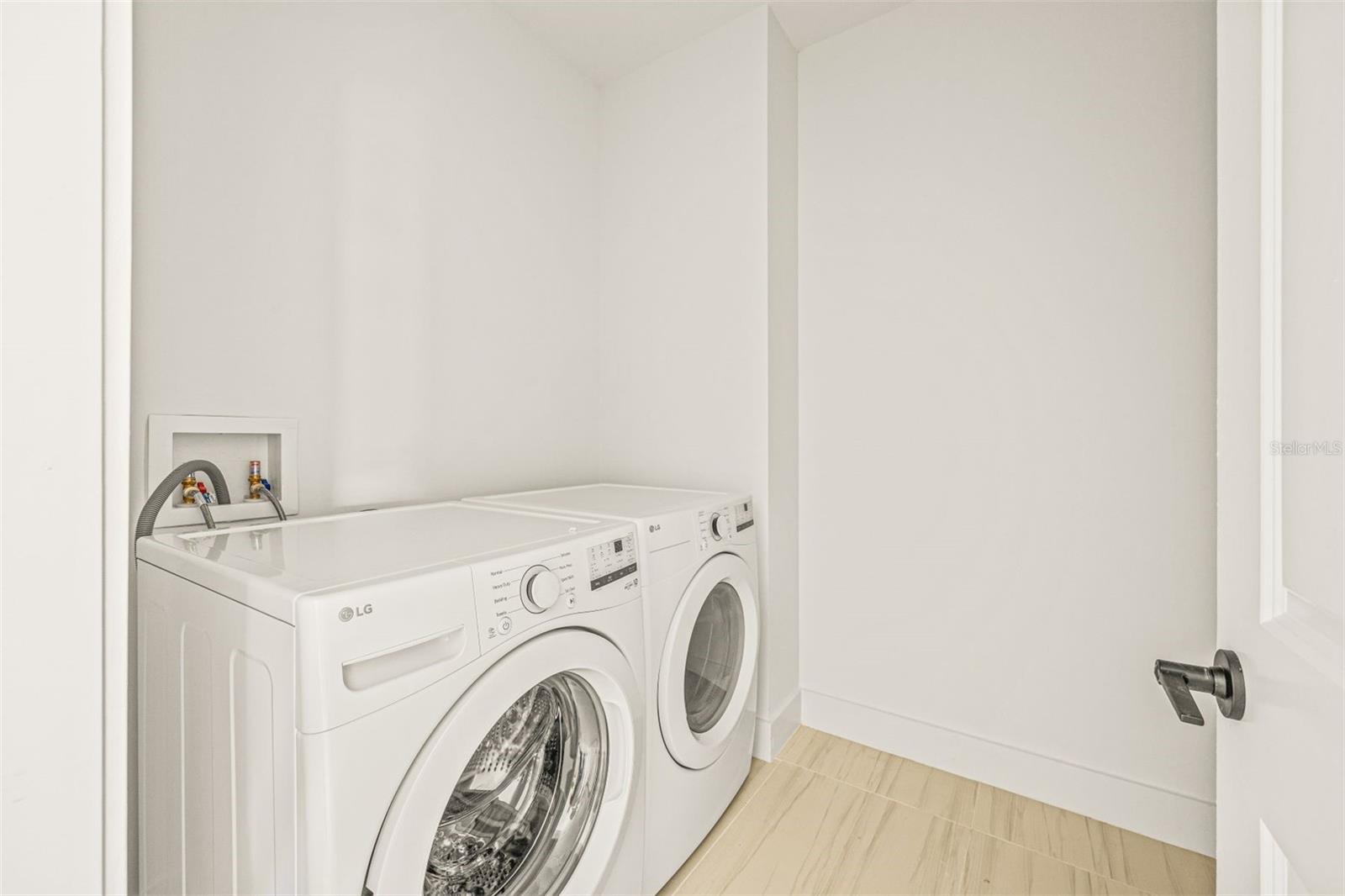 6316 CHORUS DR, MASCOTTE, FL, 34753