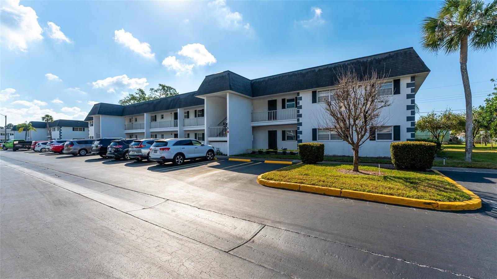 202 47TH AVENUE DR W #333, BRADENTON, FL, 34207