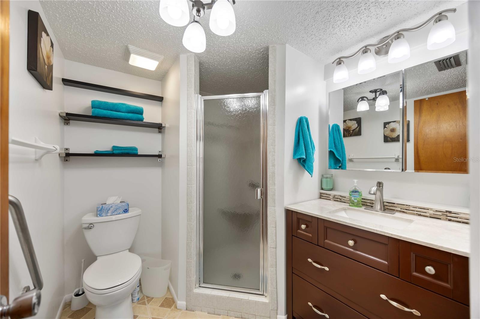 2220 STICKNEY POINT RD #528, SARASOTA, FL, 34231