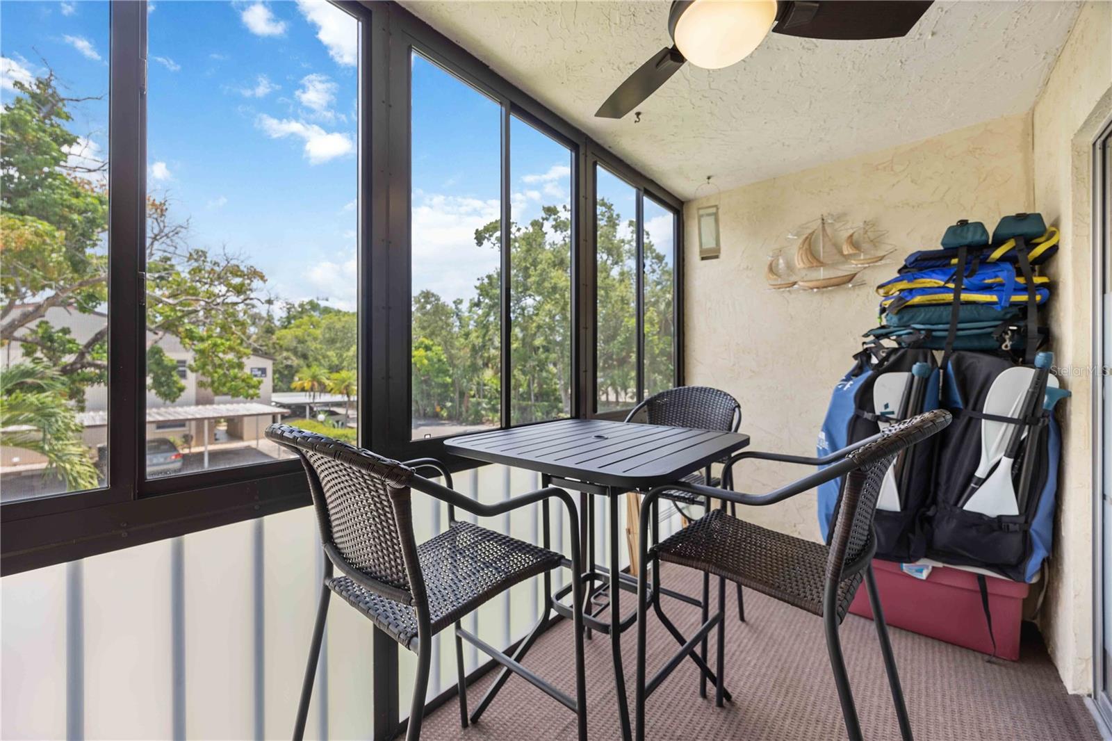 2220 STICKNEY POINT RD #528, SARASOTA, FL, 34231