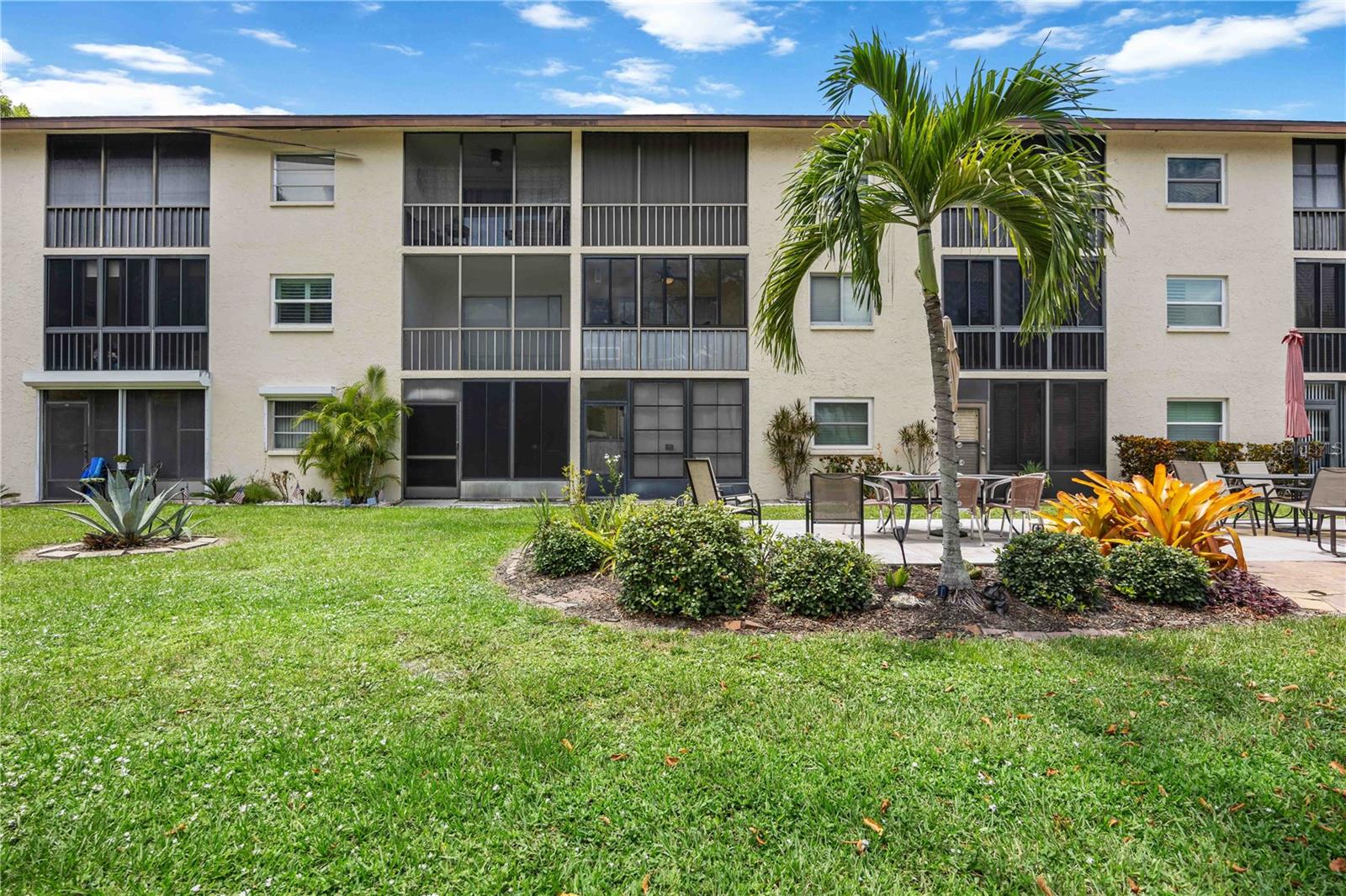 2220 STICKNEY POINT RD #528, SARASOTA, FL, 34231