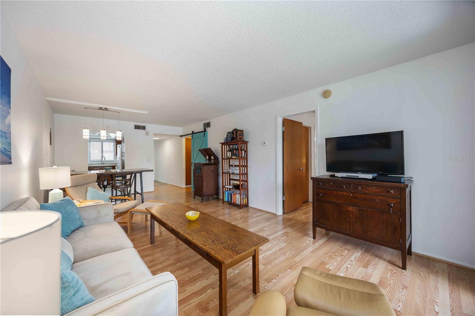 2220 STICKNEY POINT RD #528, SARASOTA, FL, 34231